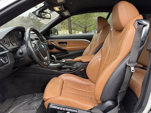 Used 2018 BMW 430i Convertible image 32