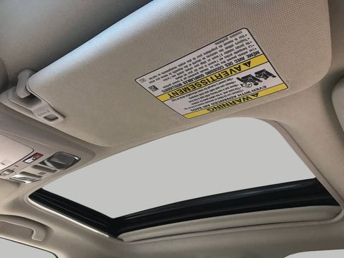 Used 2018 Subaru Outback 2.5i Limited image 28