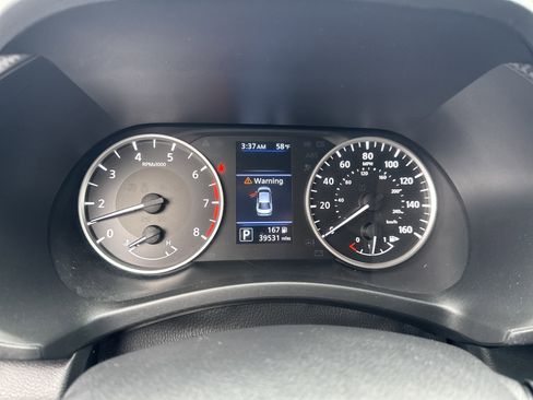 Used 2024 Nissan Sentra S image 17