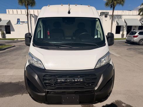 Used 2023 RAM ProMaster 3500 FWD image 2