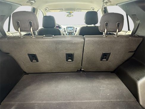 Used 2020 Chevrolet Equinox LS w/ LS Convenience Package image 27