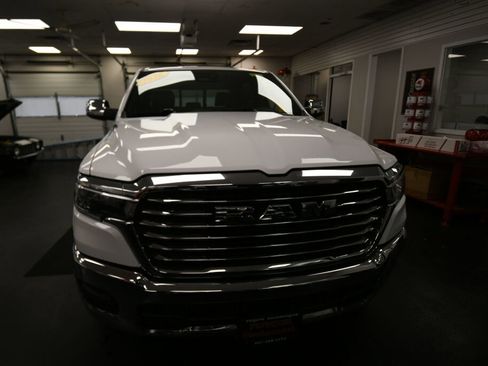 Used 2026 RAM 1500 Laramie AWD/4WD image 3