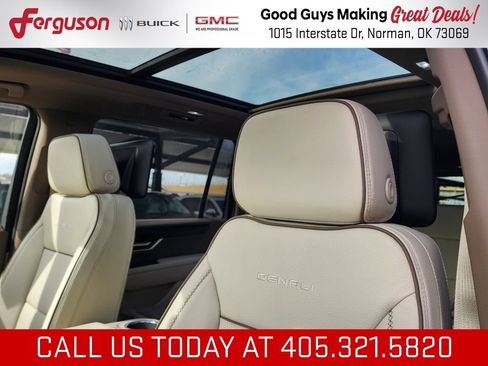 New 2026 GMC Yukon XL Denali w/ Denali Reserve Package AWD/4WD image 15