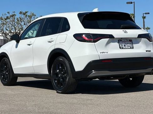 Certified 2023 Honda HR-V Sport image 6