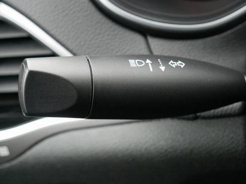 Used 2022 Jeep Cherokee Limited image 25