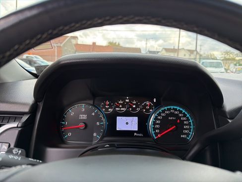 Used 2020 Chevrolet Suburban Premier image 41
