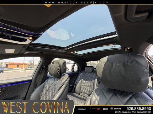 Used 2022 Mercedes-Benz S 580 4MATIC Sedan w/ 3D Technology Package image 23