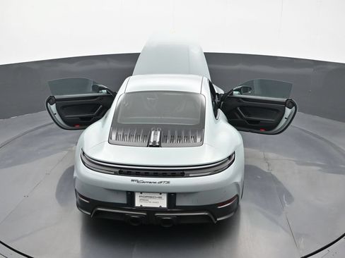 Certified 2025 Porsche 911 Carrera GTS RWD image 24