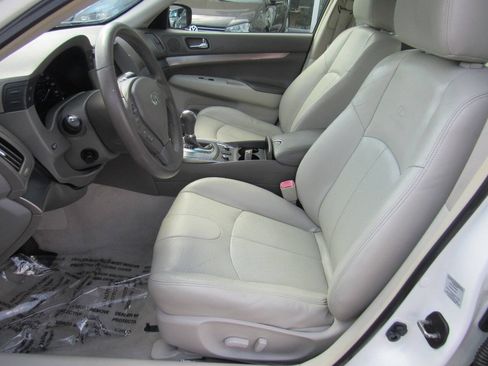 Used 2011 INFINITI G37 x Sedan w/ Premium Pkg AWD/4WD image 34