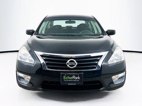 Used 2013 Nissan Altima 2.5 S FWD image 2