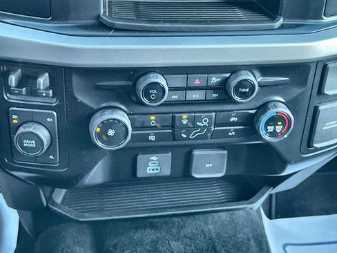 Used 2025 Ford F250 XLT image 18