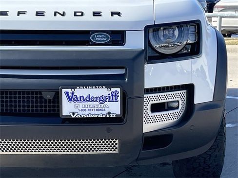 Used 2023 Land Rover Defender 110 S image 7