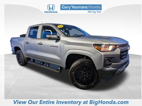 Used 2026 Chevrolet Colorado W/T w/ WT Custom Package RWD image 4