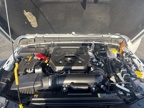 Used 2025 Jeep Wrangler Unlimited Sport S 4xe AWD/4WD image 13