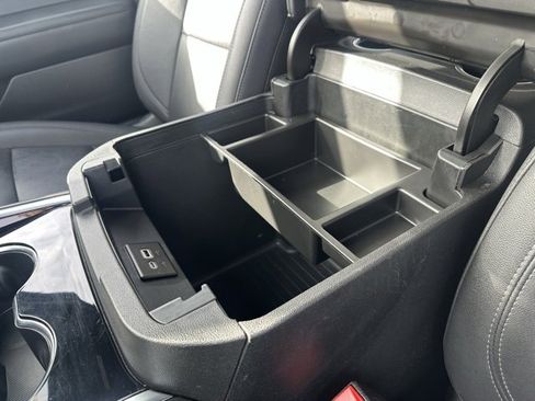 Certified 2025 Chevrolet Tahoe Z71 image 13