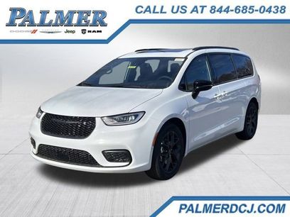 New 2026 Chrysler Pacifica Limited