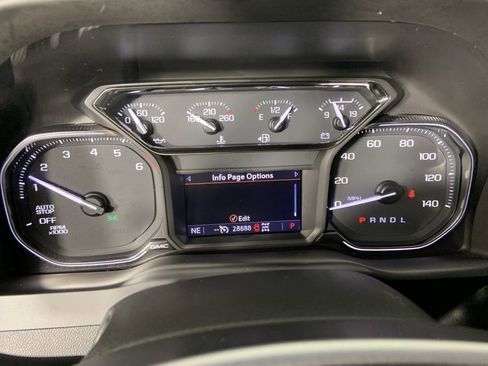 Used 2022 GMC Sierra 1500 Elevation image 12