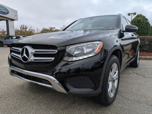 Used 2018 Mercedes-Benz GLC 300 image 8
