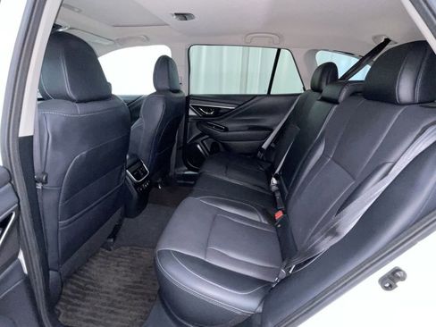 Used 2022 Subaru Outback Limited image 12