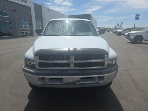 Used 1997 Dodge Ram 1500 Truck 4x4 Club Cab image 2