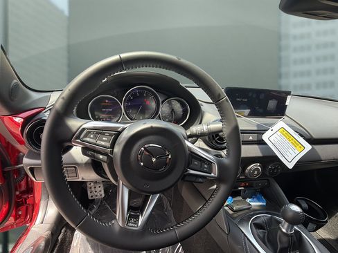 New 2026 MAZDA MX-5 Miata Club w/ Interior Package RWD image 12