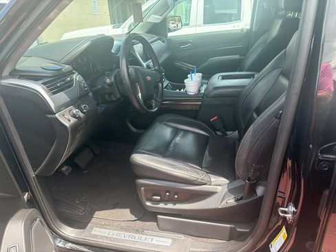 Used 2019 Chevrolet Tahoe LT AWD/4WD image 3