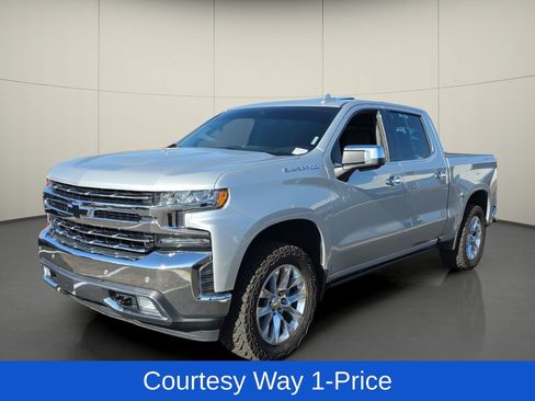 Used 2019 Chevrolet Silverado 1500 LTZ w/ LTZ Premium Package AWD/4WD image 4