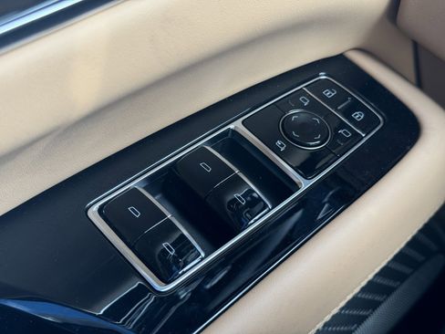 New 2025 Cadillac Escalade IQ Sport 2 w/ LPO, ONYX Package image 32