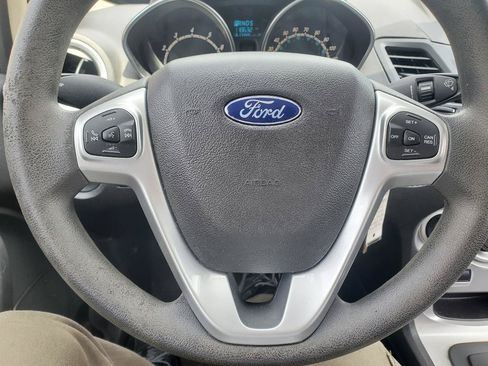 Used 2017 Ford Fiesta SE FWD image 19