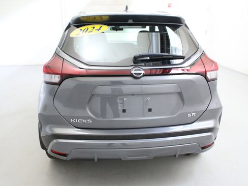 Used 2024 Nissan Kicks SR FWD image 8