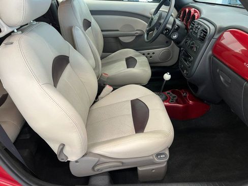 Used 2005 Chrysler PT Cruiser Touring image 15