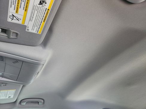 Certified 2024 Chevrolet Equinox LT FWD image 27