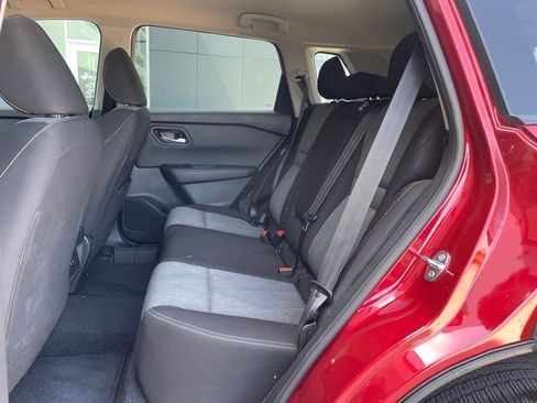 Certified 2026 Nissan Rogue SV FWD image 16
