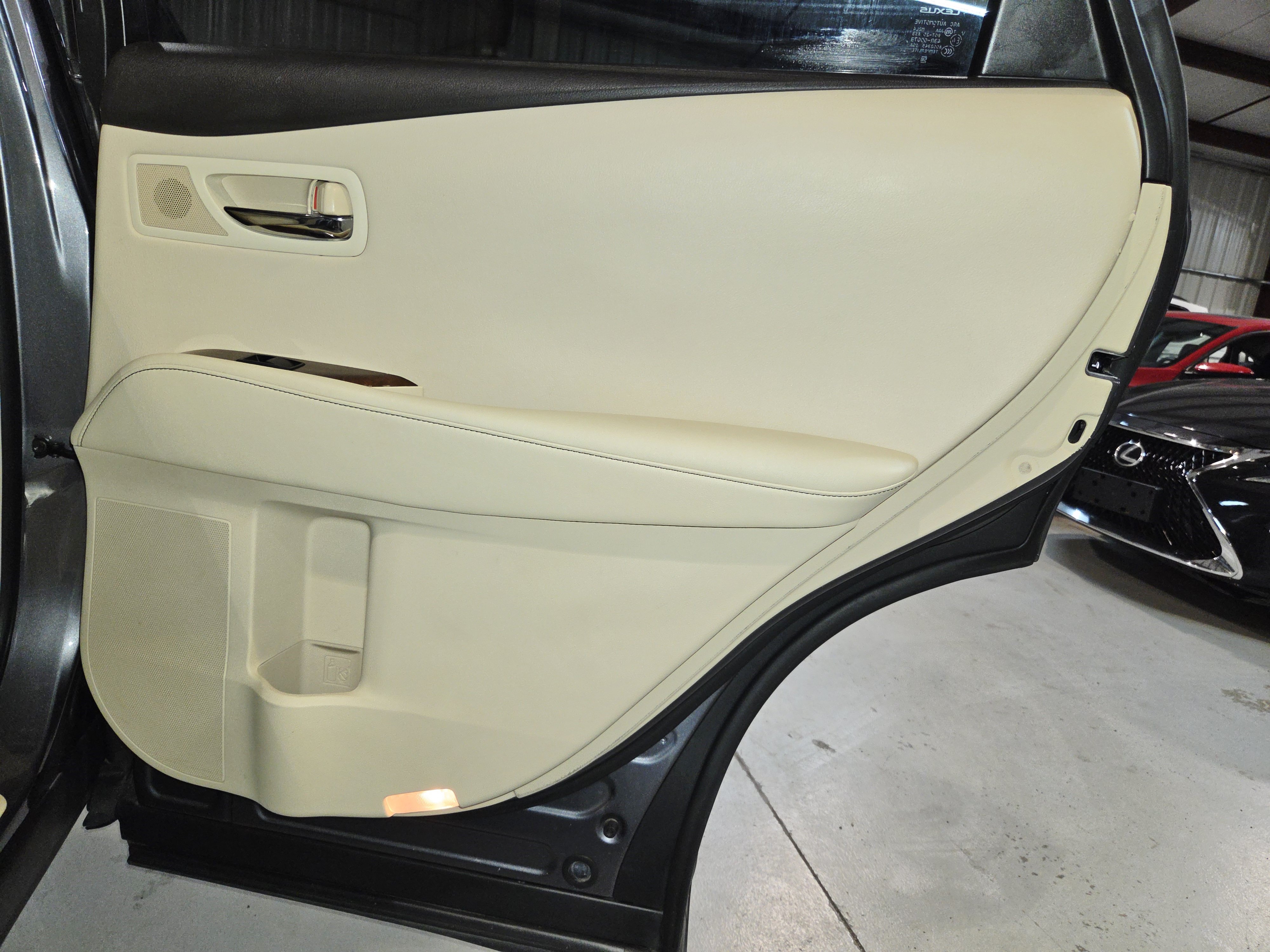 Used 2013 Lexus RX 450h FWD w/ Navigation Pkg image 24