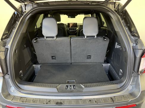 Used 2025 Ford Explorer ST w/ Sun And Sound Package image 5