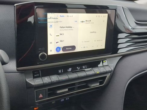 Used 2026 Toyota Camry LE image 11