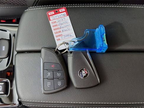 Used 2023 Buick Envision Preferred w/ Sport Touring Package AWD/4WD image 4