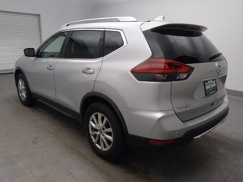 Used 2020 Nissan Rogue SV FWD image 3