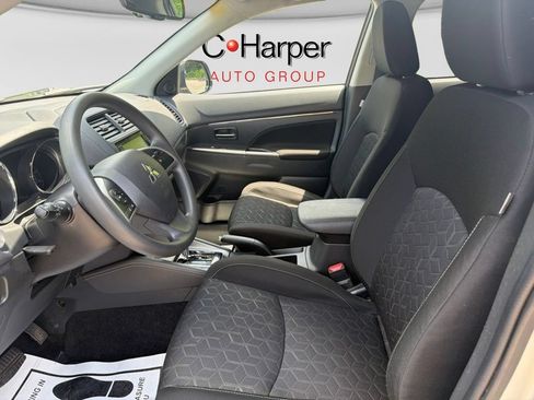 Used 2025 Mitsubishi Outlander Sport ES AWD/4WD image 13