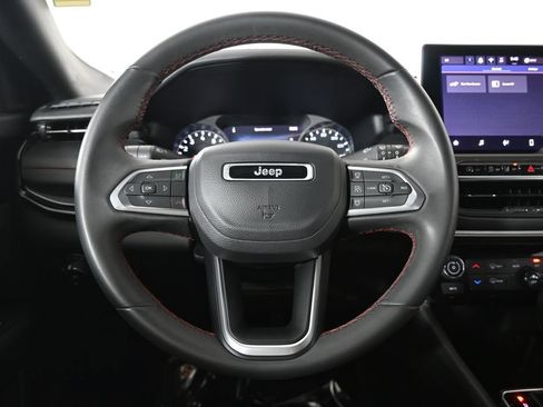 Used 2024 Jeep Compass Trailhawk AWD/4WD image 34