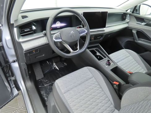 New 2026 Volkswagen Tiguan S FWD image 9