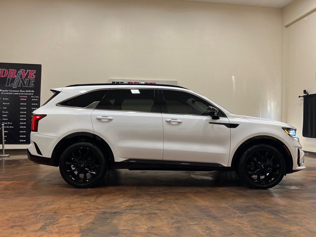 Used 2021 Kia Sorento SX FWD image 10