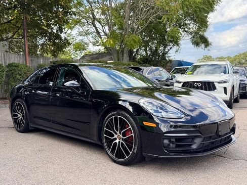 Used 2023 Porsche Panamera 4 Platinum Edition AWD/4WD image 8