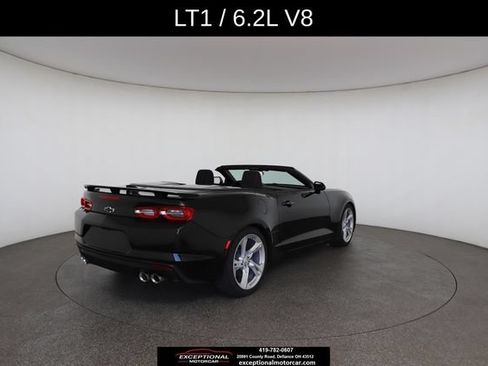 Used 2023 Chevrolet Camaro LT RWD image 18