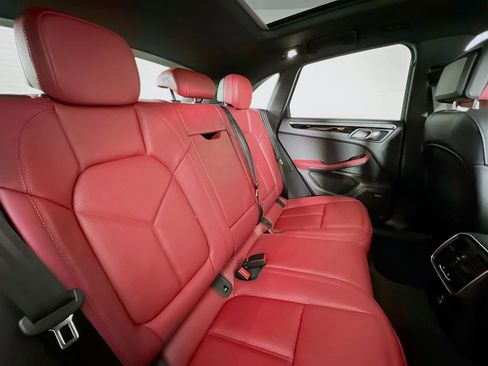 New 2026 Porsche Macan image 29