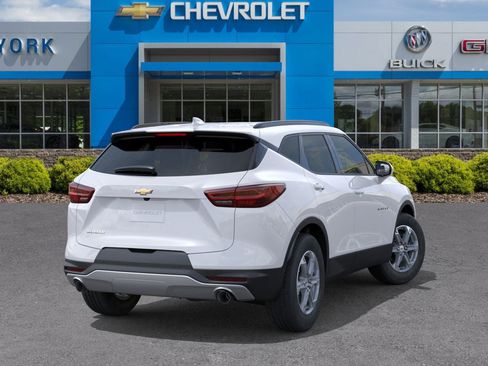 New 2025 Chevrolet Blazer LT w/ Convenience Package image 28