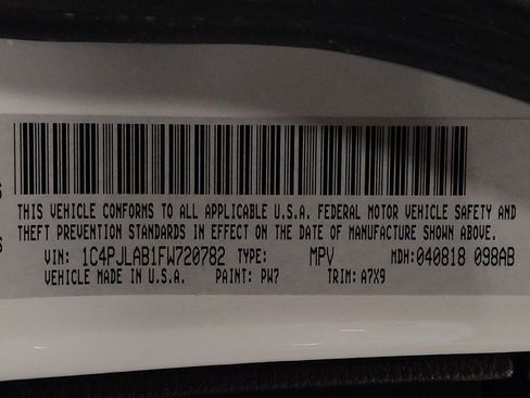 Used 2015 Jeep Cherokee Sport w/ Sport Appearance Group image 33