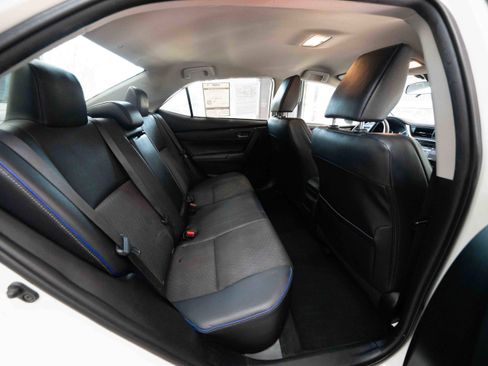 Used 2018 Toyota Corolla SE image 24
