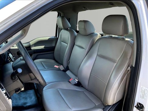Used 2018 Ford F150 XL w/ Equipment Group 101A Mid RWD image 19