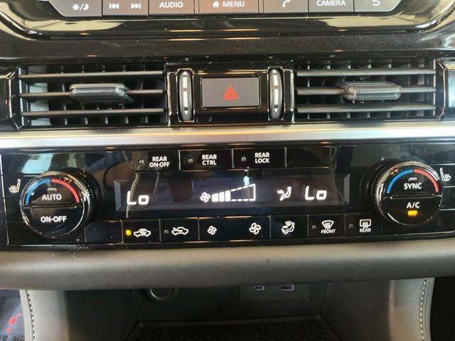Certified 2025 Nissan Pathfinder SV FWD image 15